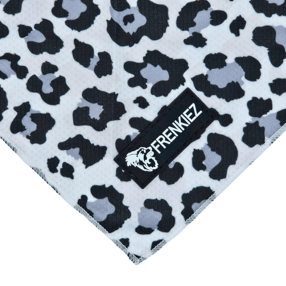 Frenkiez Cooling Bandana Snow Leopard Hondenkleding > bandana Small