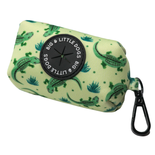 Big and Little Dogs Crikey Croc poepzakjeshouder - Premium Poepzakjeshouder > Houder from Big and Little Dogs - Just €10! Shop now at Frenkiezdogshop