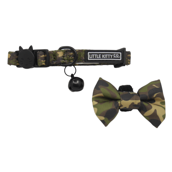 Little Kitty Cat Collar & Bow Tie Cool Cat Camo halsband > kattenhalsband X - Small