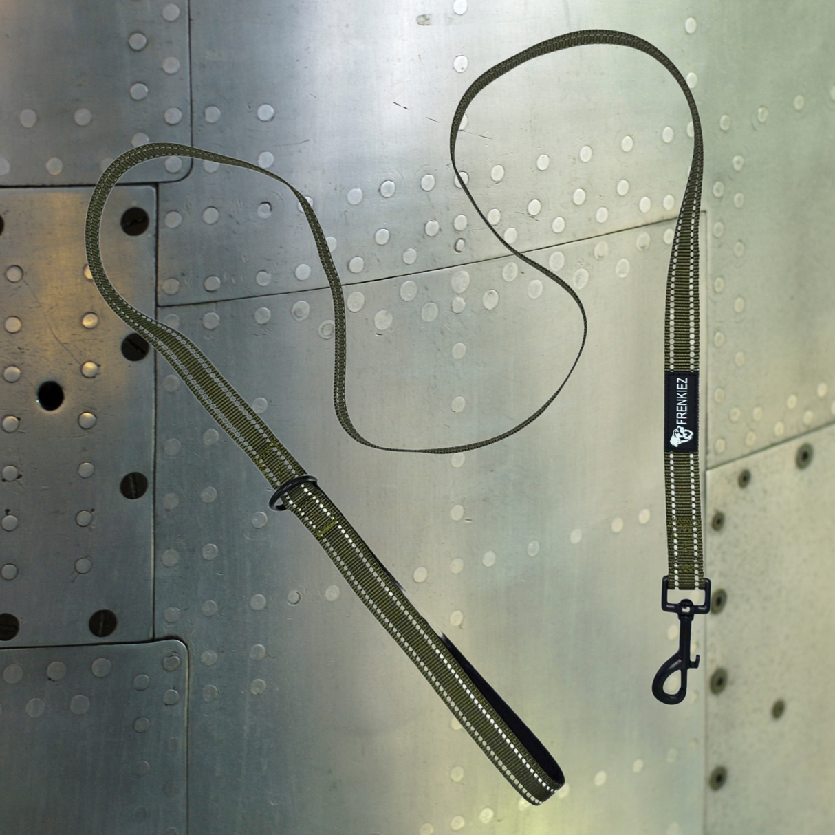 Frenkiez reflective dog leash New Army Green - Premium hondenriem > hondenlijn from Frenkiez - Just €14.99! Shop now at Frenkiezdogshop