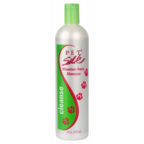 Pet Silk Mountain Berry Shampoo - Premium Hondenshampoo > Vachtverzorging from Petsilk - Just €16.99! Shop now at Frenkiezdogshop