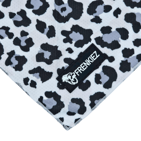Frenkiez Cooling Bandana Snow Leopard Hondenkleding > bandana Small