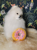 Frenkiez Sweetz Pink Donut - Premium Hondenspeeltje > Hondenspeelgoed from Frenkiez - Just €9.99! Shop now at Frenkiezdogshop