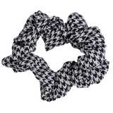 Big and Little Dogs Houndstooth Squad scrunchie - Premium Haarelastiek > haarasseccoire from Big and Little Dogs - Just €9.99! Shop now at Frenkiezdogshop