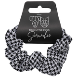 Big and Little Dogs Houndstooth Squad scrunchie - Premium Haarelastiek > haarasseccoire from Big and Little Dogs - Just €9.99! Shop now at Frenkiezdogshop