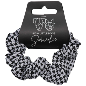 Big and Little Dogs Houndstooth Squad scrunchie - Premium Haarelastiek > haarasseccoire from Big and Little Dogs - Just €5! Shop now at Frenkiezdogshop